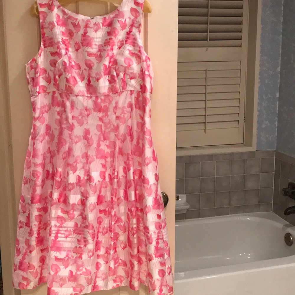 Leslie Fay pink/flowery dress